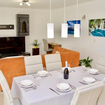 Stancija Loj With Private Pool Holiday home