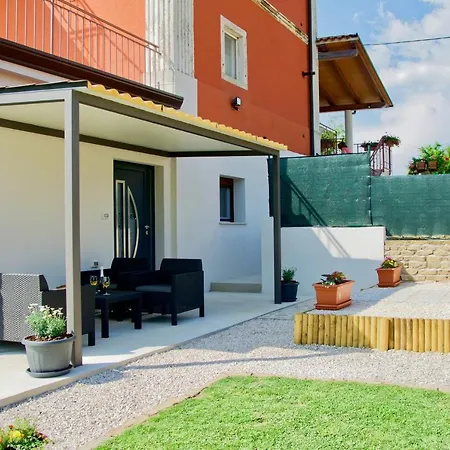Stancija Loj With Private Pool Holiday home Buje